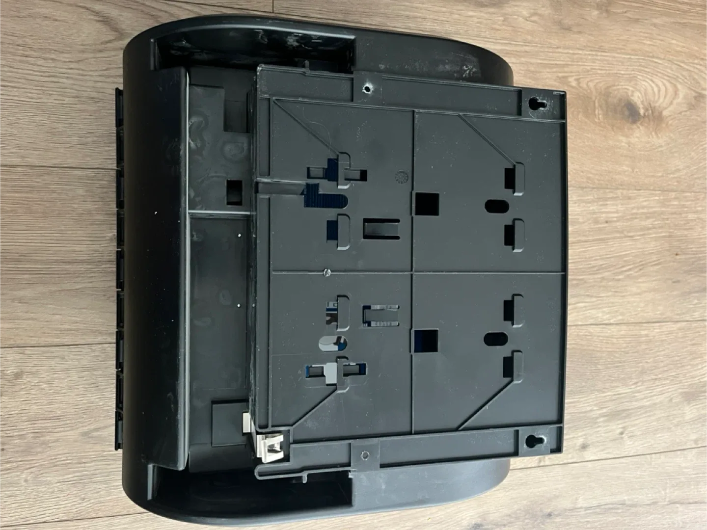 enMotion Georgia-Pacific Paper Towel Dispenser image indicator(4)