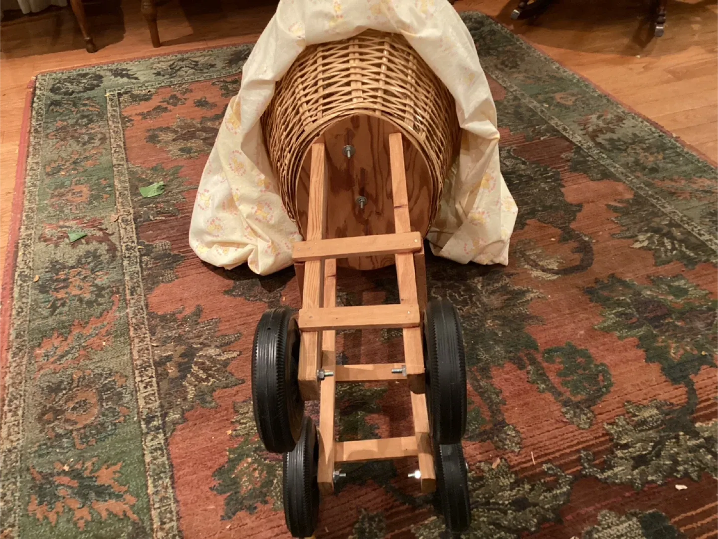 Brand New Wicker Bassinet Cradle Bed on Wheels or For Displaying image indicator(3)