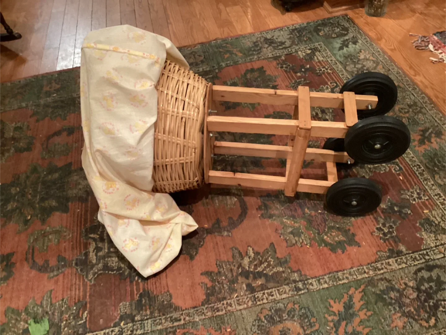 Brand New Wicker Bassinet Cradle Bed on Wheels or For Displaying image indicator(7)