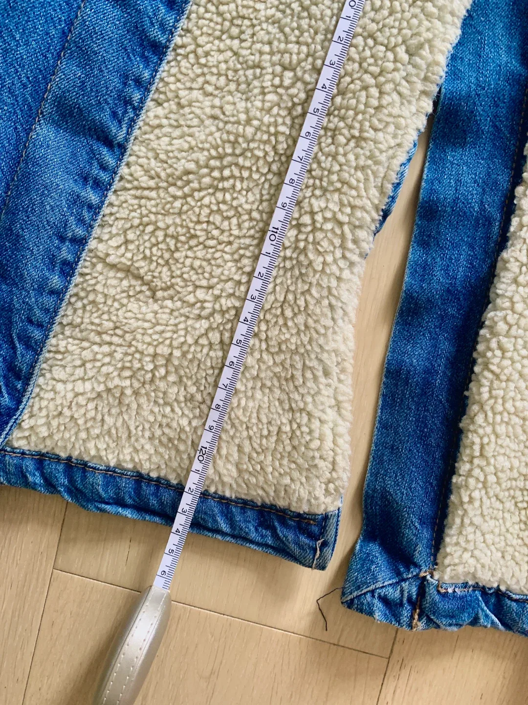 Zara Trafaluc Denimwear XS Shearling Lined Jacket image indicator(4)