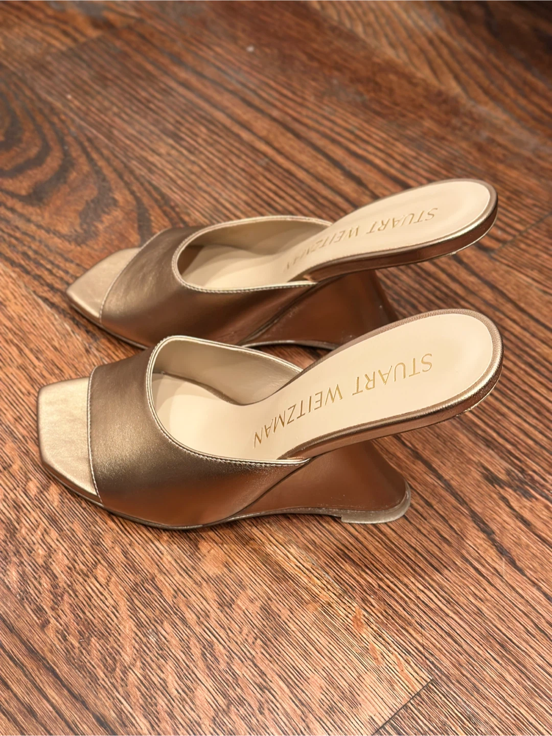 Stuart Weitzman Gold Mules Size 6.5