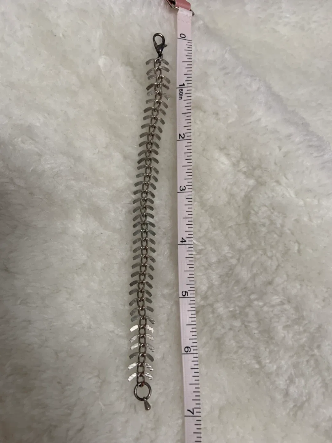 Antique Silver Coloured Fishbone Bracelet image indicator(3)