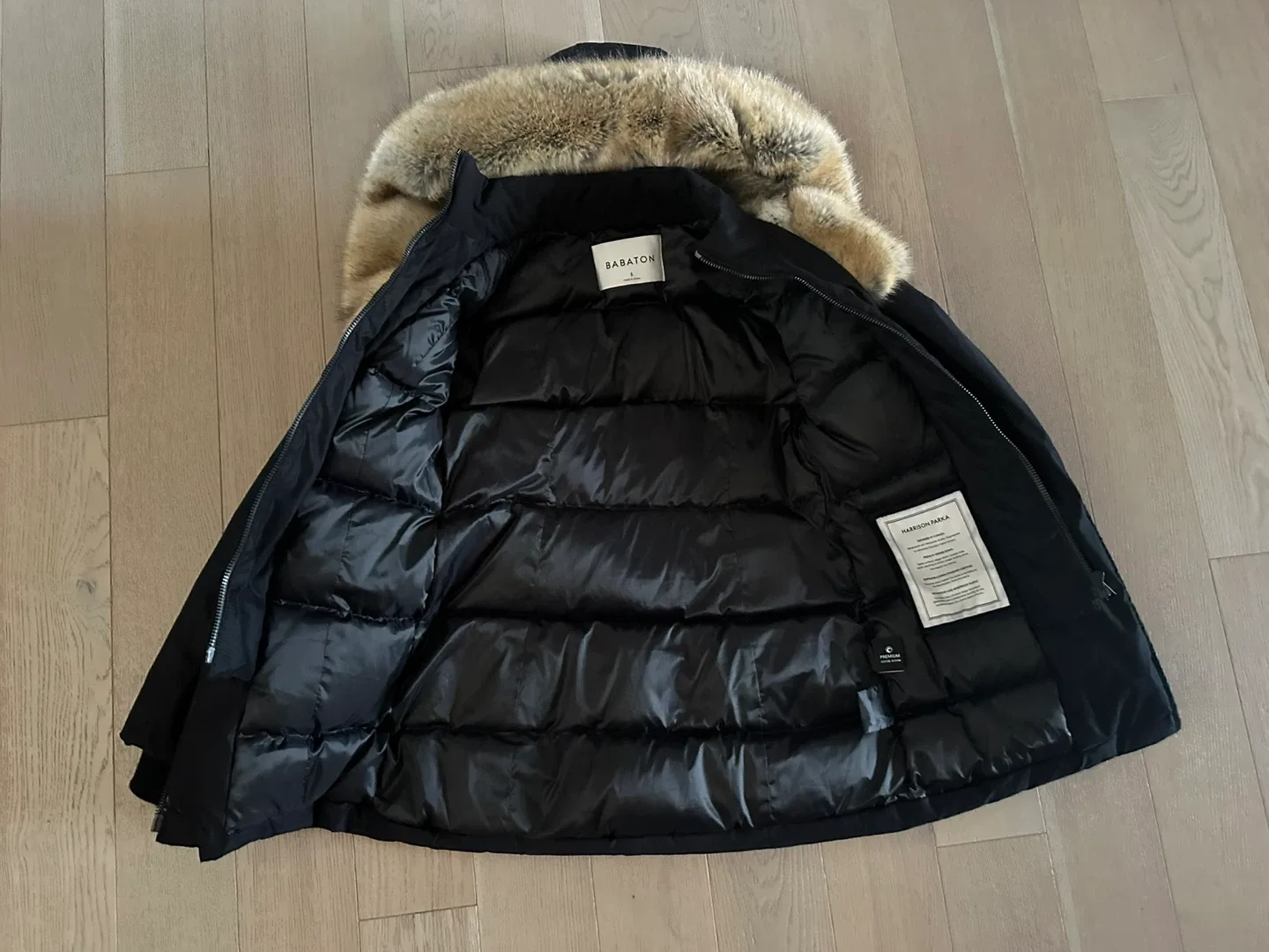 ARITZIA babaton Harrison Parka  small - Goosedown & waterproof image indicator(6)