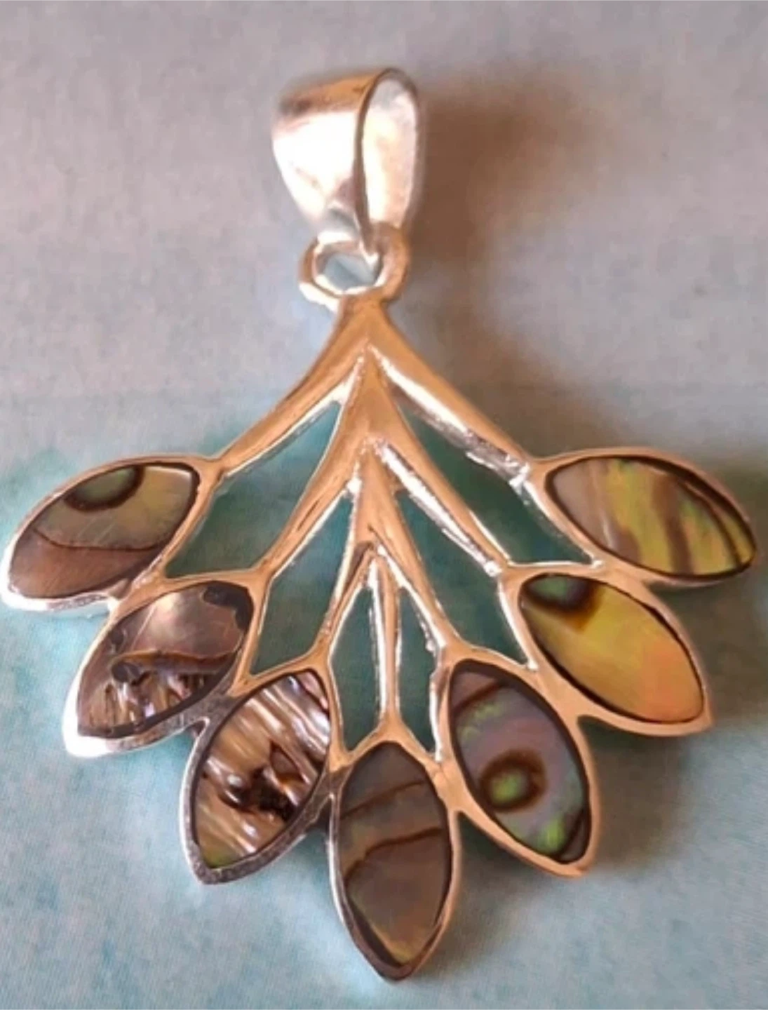 Abalone leaf pendant (silver stamped 925)