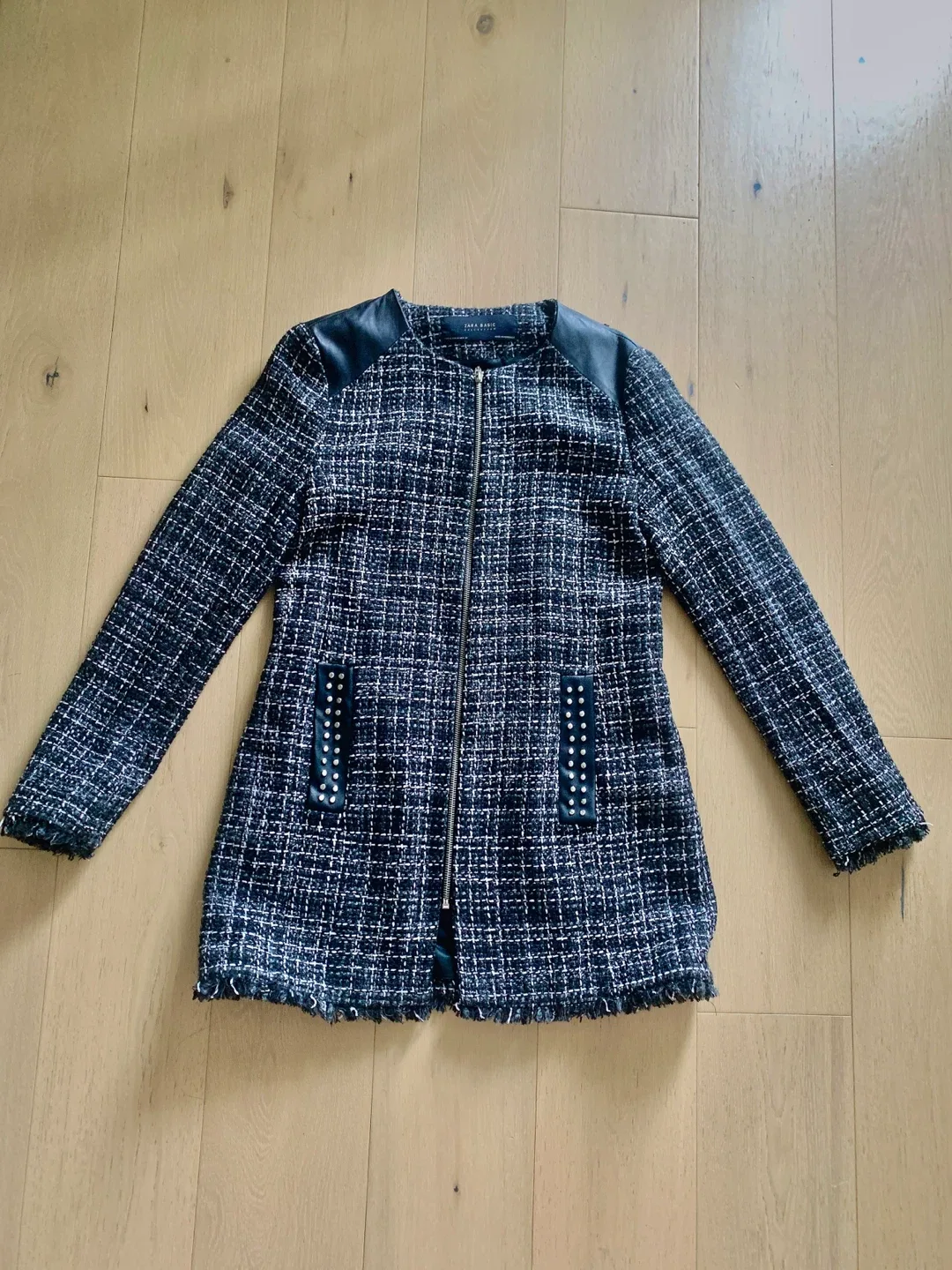 New Zara Basic Collection Tweed Jacket - Size M thumbnail