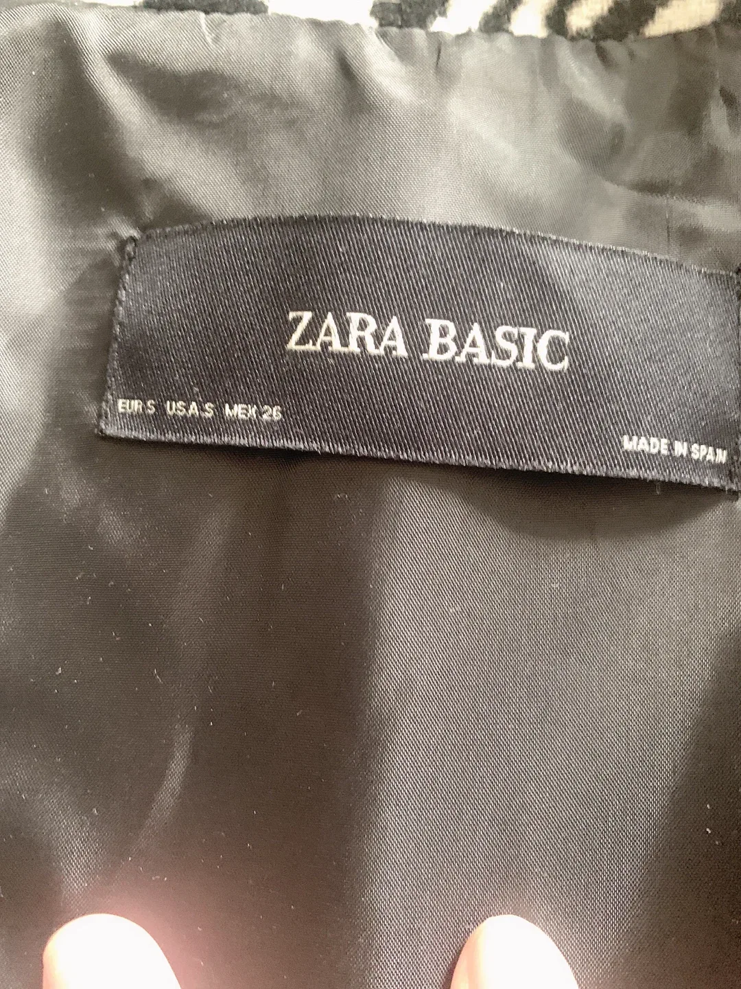 New Zara Basic Zebra Print oversized Blazer - Size S image indicator(2)