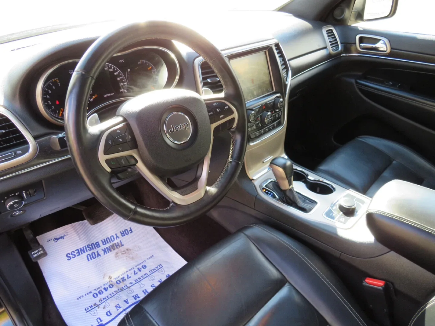 2017 Black Jeep Grand Cherokee Limited 4x4 image indicator(6)