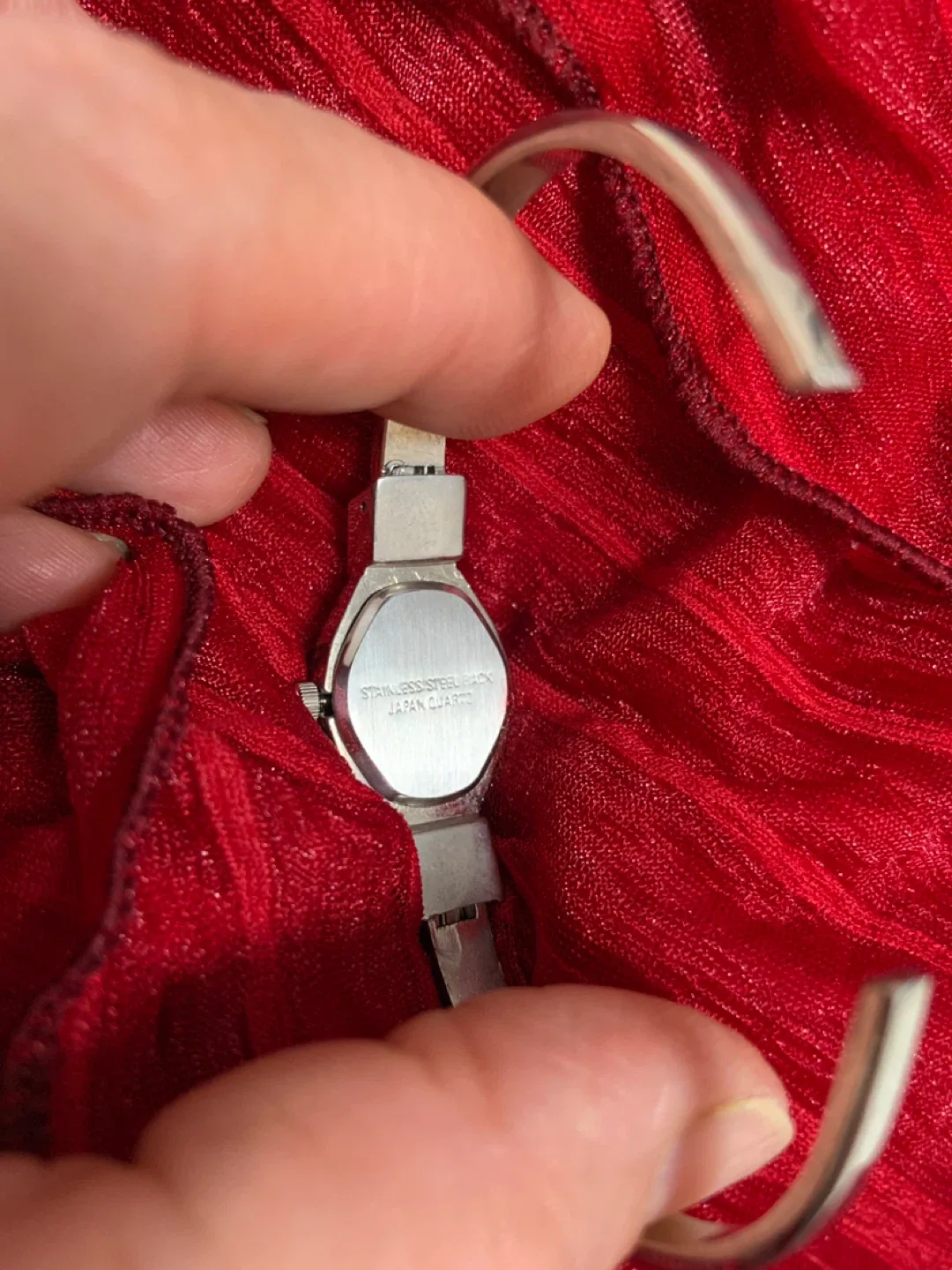 Vintage Epex Quartz Floral Watch image indicator(4)