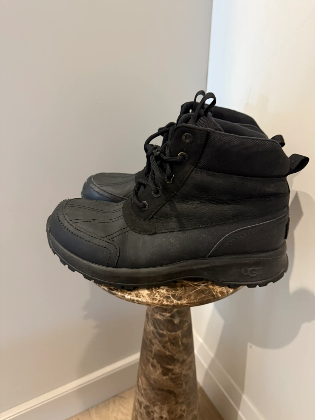 Ugg winter boots - men’s size 8 - photo 3