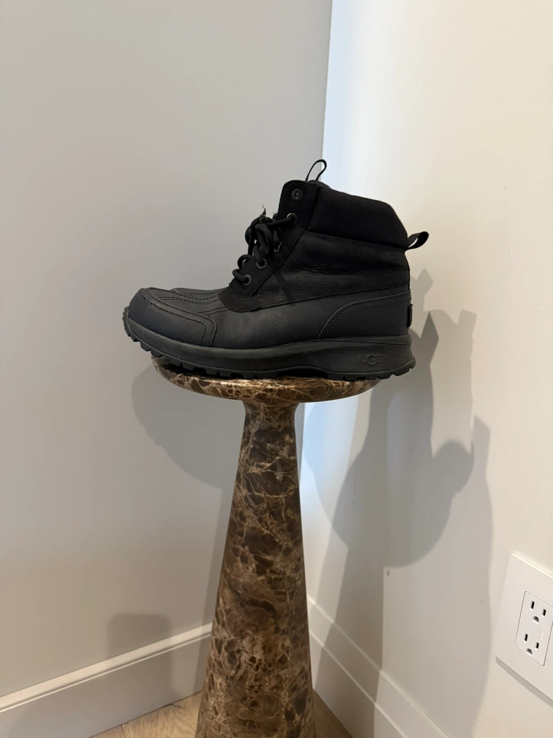 Ugg winter boots - men’s size 8 - photo 2