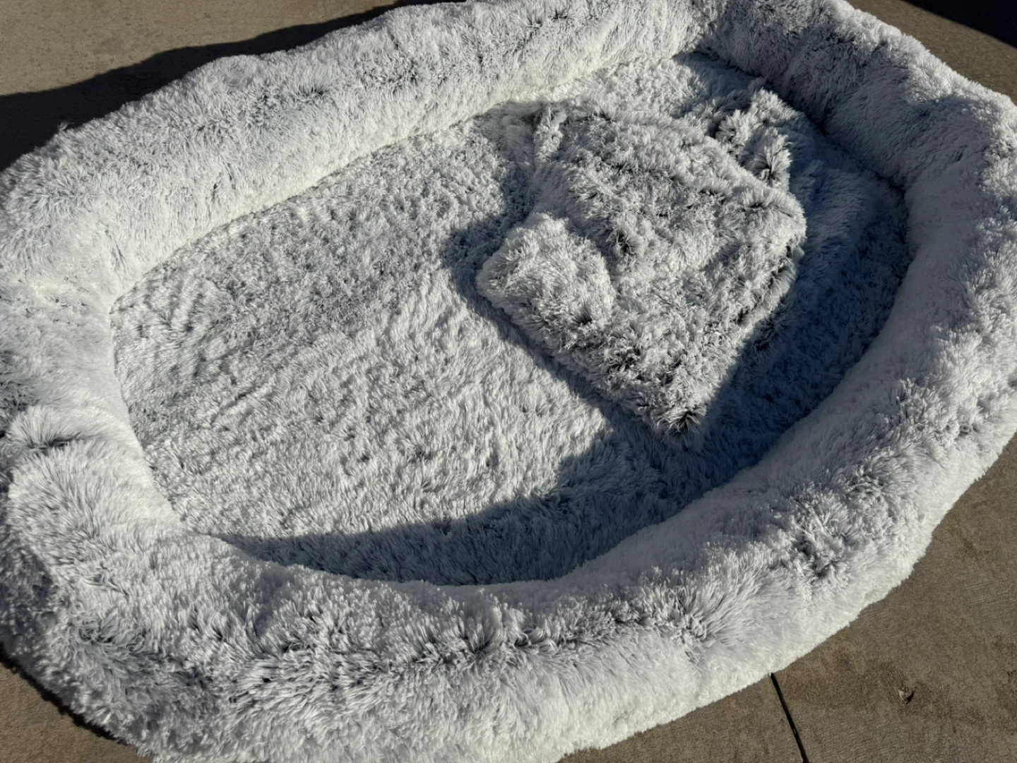 Fuzzy Gray Dog Bed with Pillow