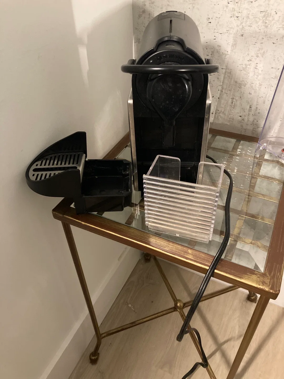 Nespresso Essenza Mini Coffee Maker - Black image indicator(7)