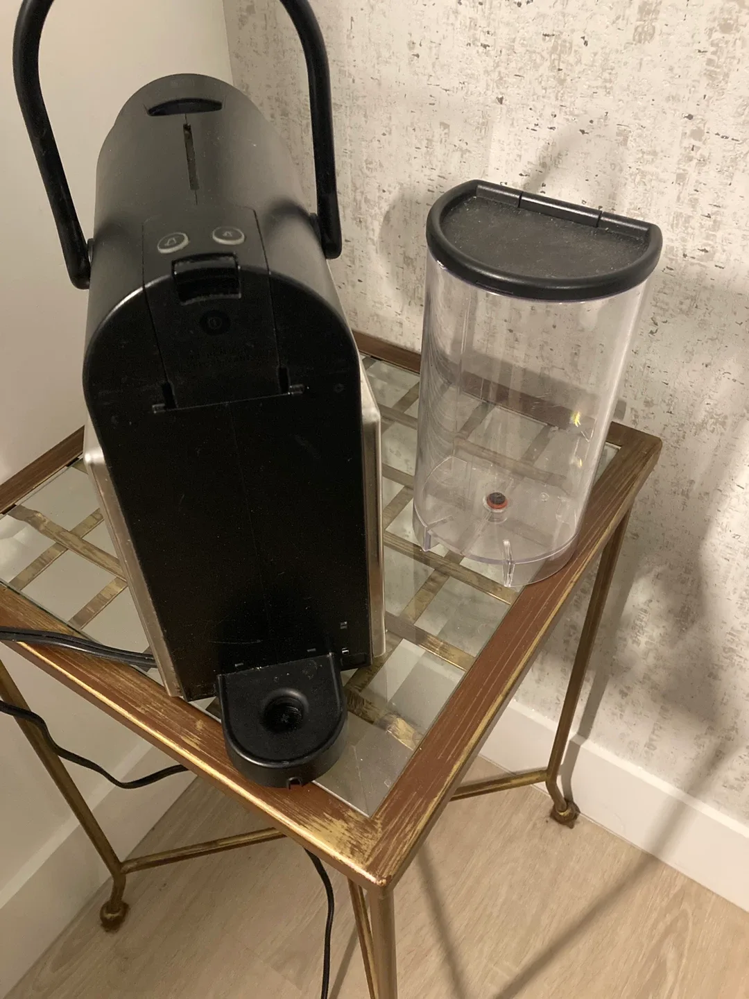 Nespresso Essenza Mini Coffee Maker - Black image indicator(9)