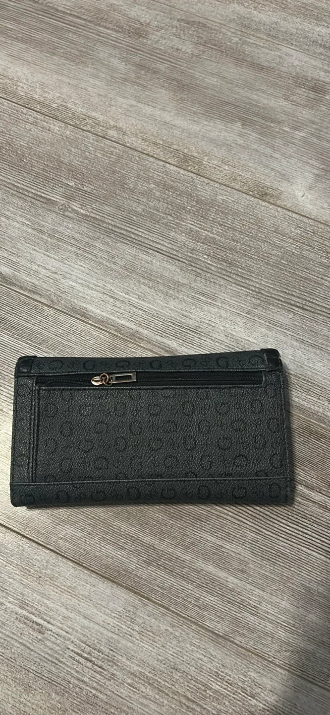 Guess Black Wallet image indicator(3)