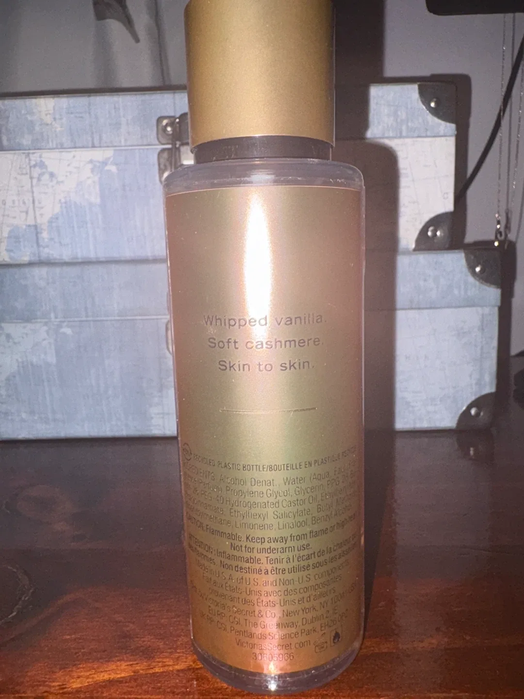 Victoria's Secret Bare Vanilla Fragrance Mist image indicator(2)
