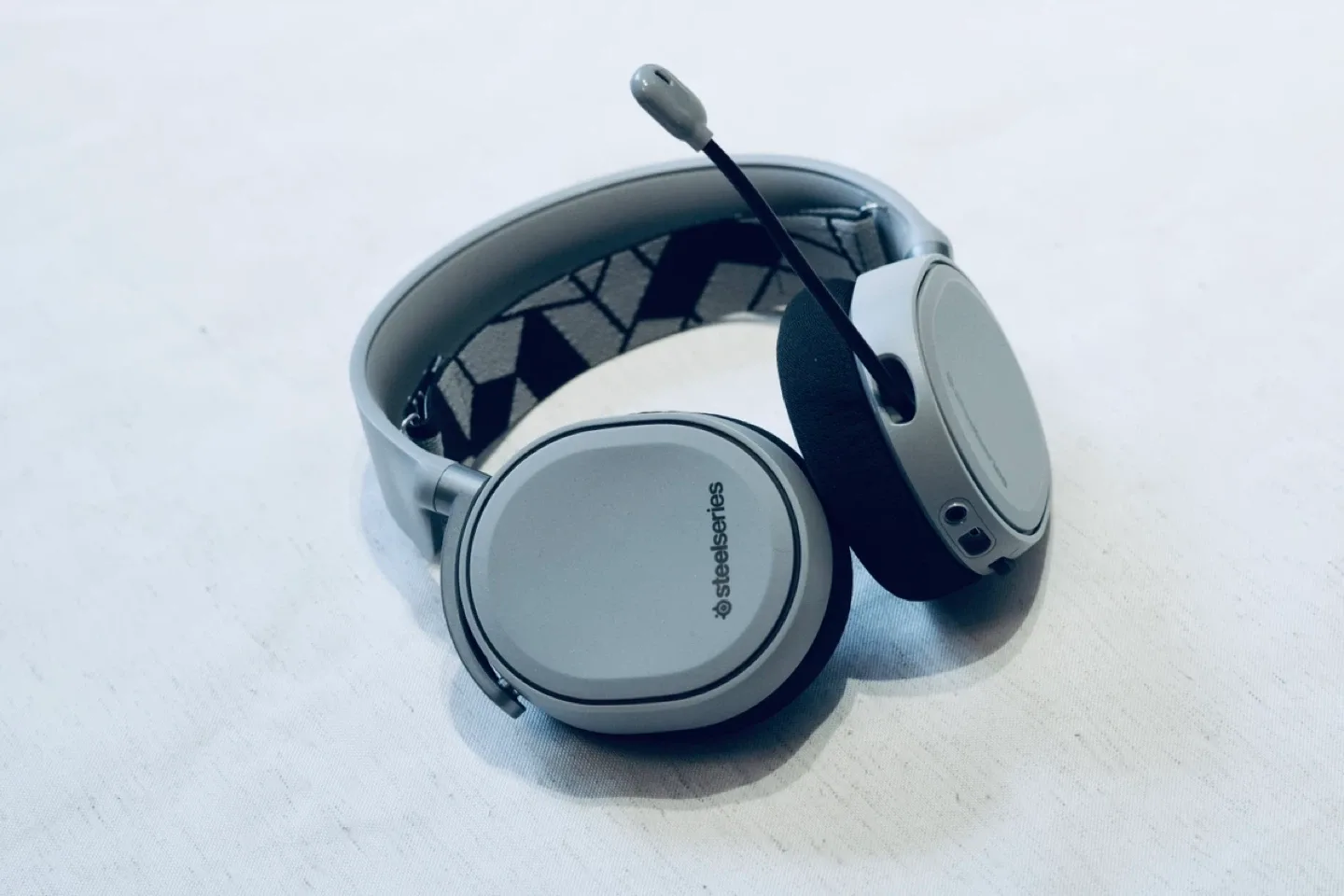 Steelseries Arctis 3 Gaming Headset - Grey