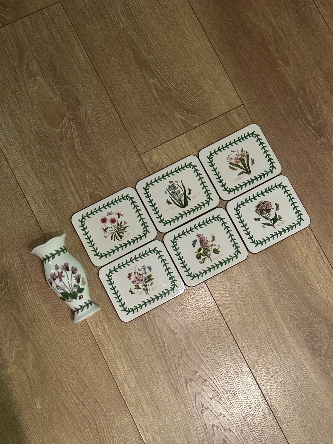 Portmeirion Botanic Garden Coasters & Vase image indicator(2)