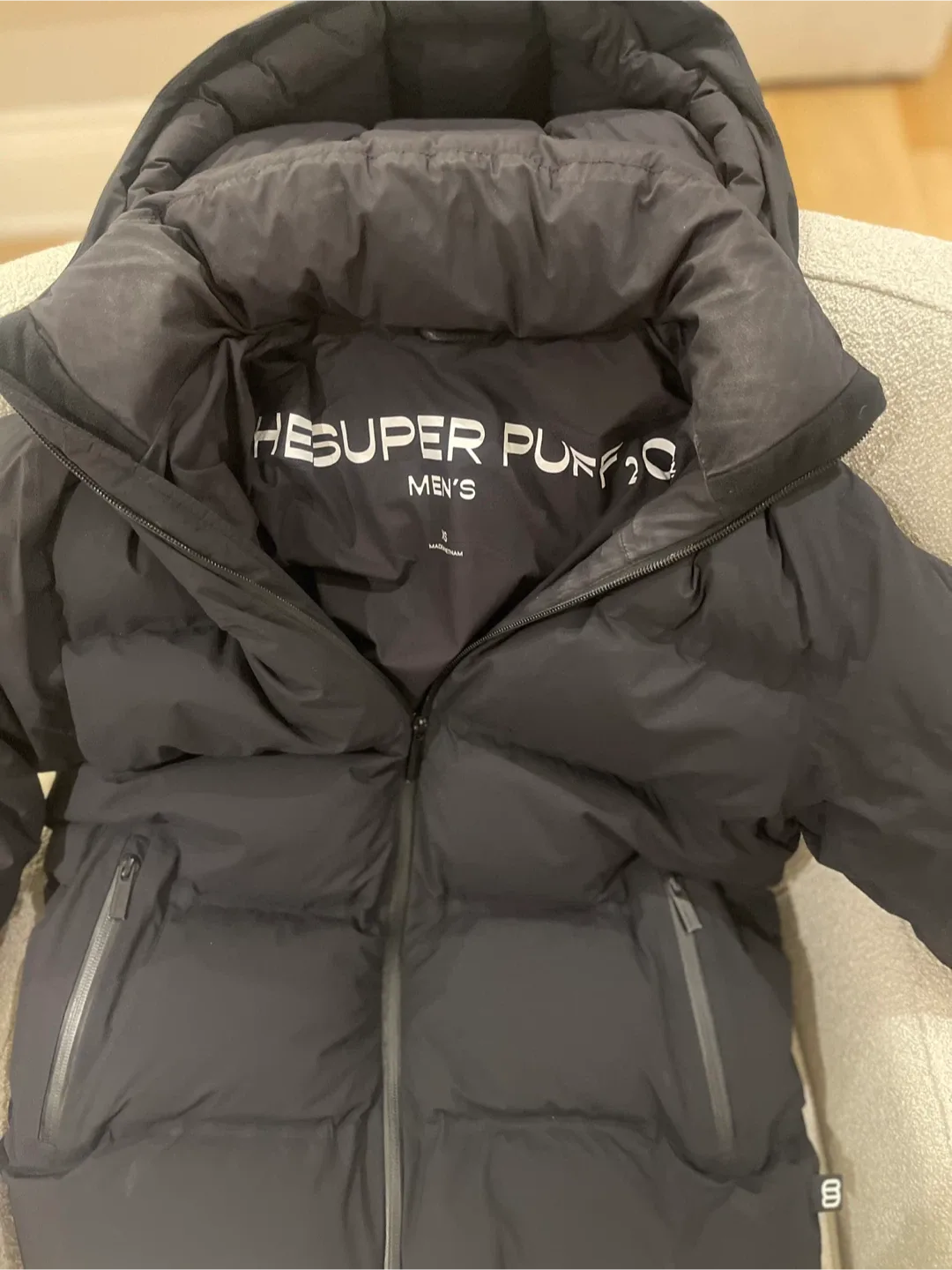 Aritzia Super Puff Men's Jacket - Size xs image indicator(2)