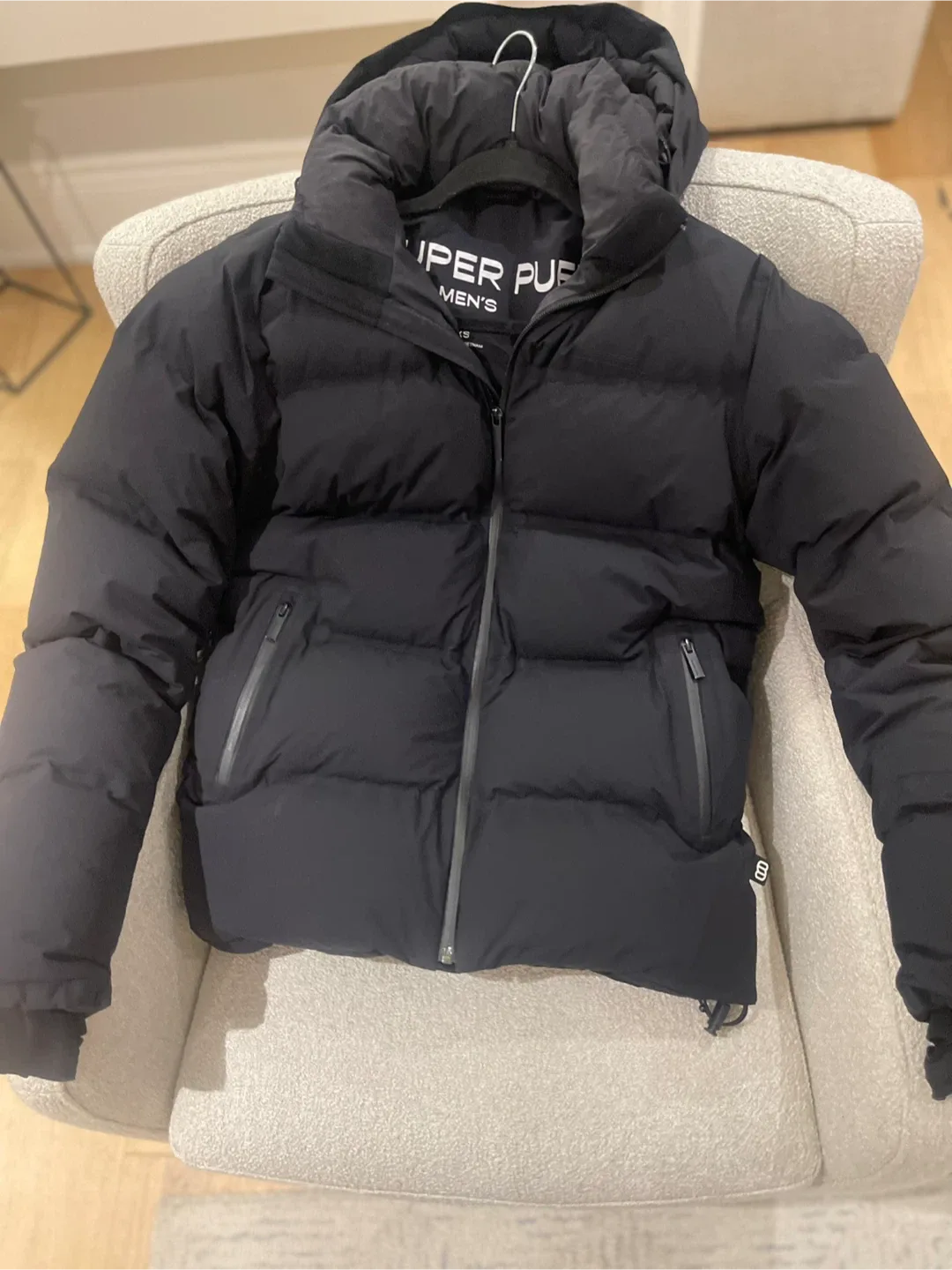 Aritzia Super Puff Men's Jacket - Size xs