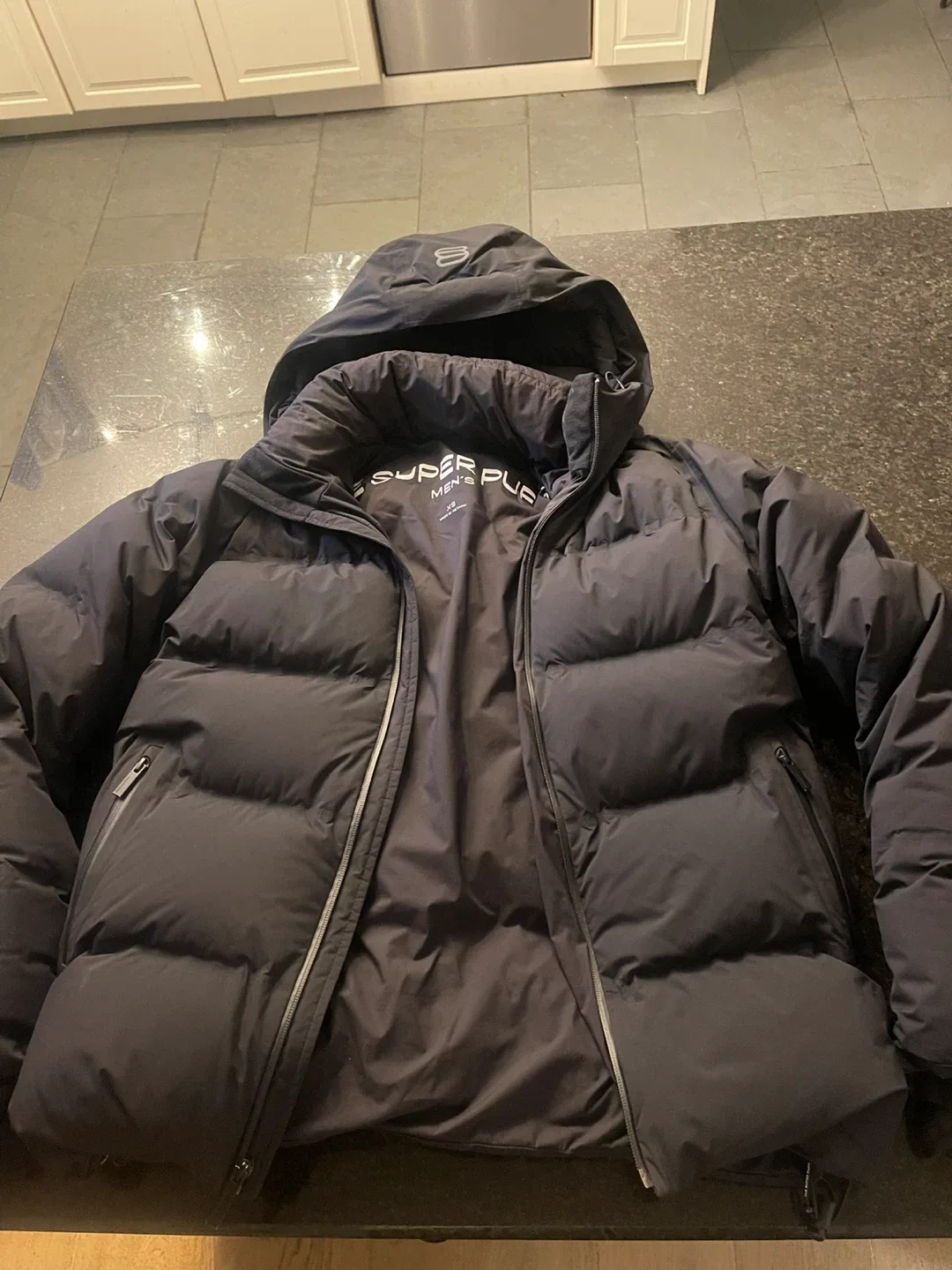 Aritzia Super Puff Men's Jacket - Size xs image indicator(7)