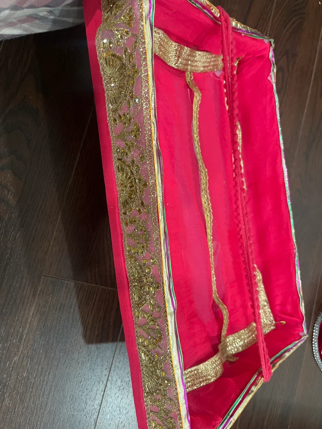 Pink & Gold Decorative Box image indicator(2)