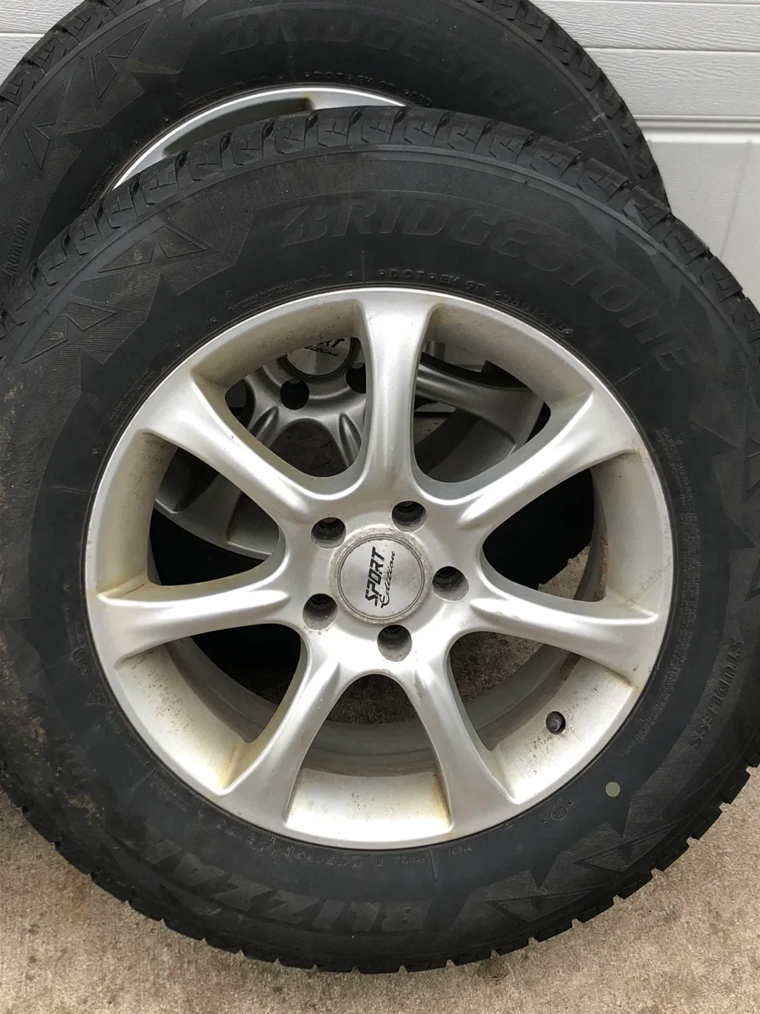 Bridgestone Blizzak Winter Tires on Sport Edition Rims image indicator(2)