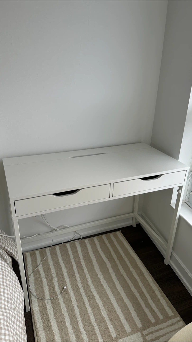 IKEA Micke White Desk