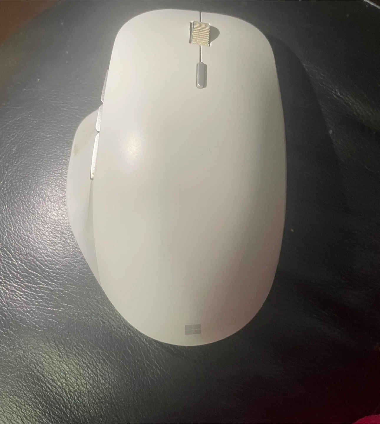 Microsoft Ergonomic Mouse - White - photo 2
