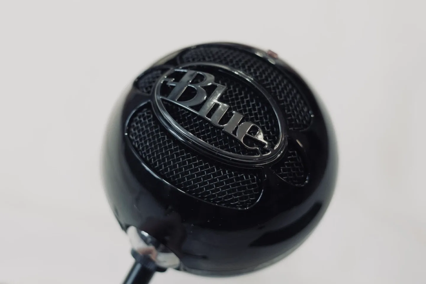 Blue Yeti Snowball Professional Microphone image indicator(2)