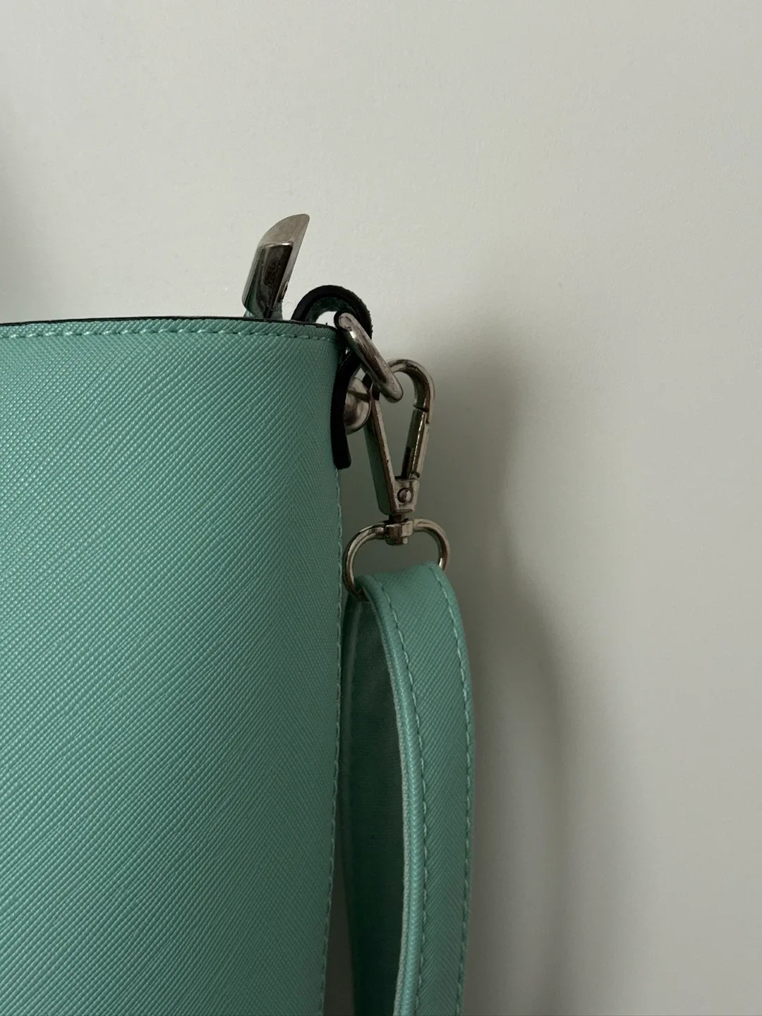 Flora & Co. Mint Green Tote Bag image indicator(3)