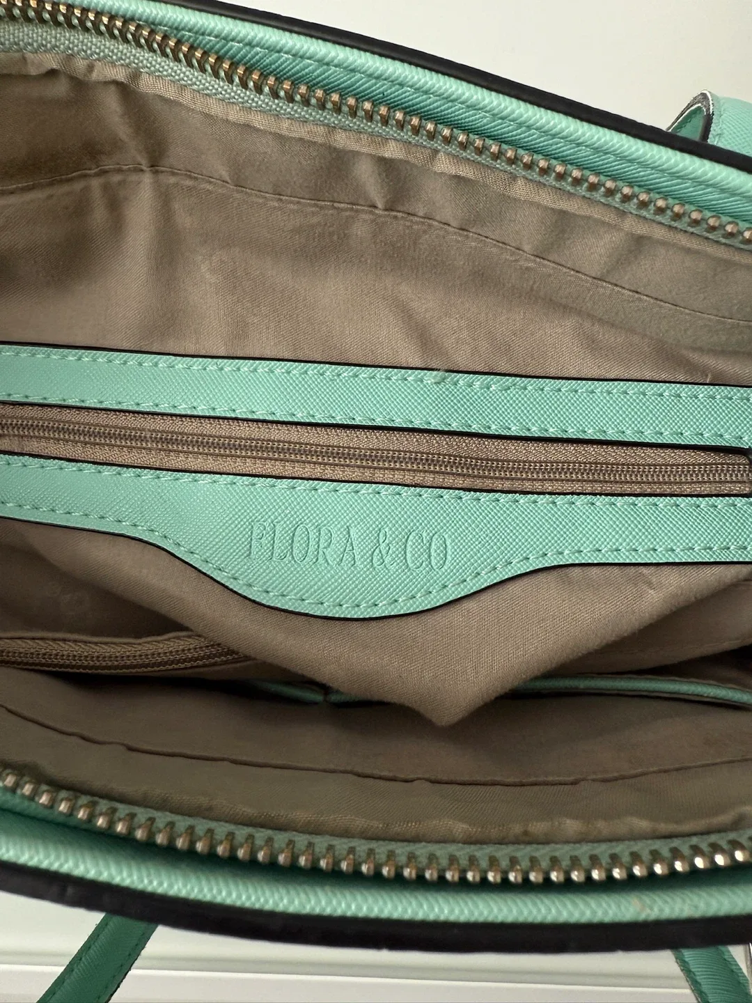 Flora & Co. Mint Green Tote Bag image indicator(6)