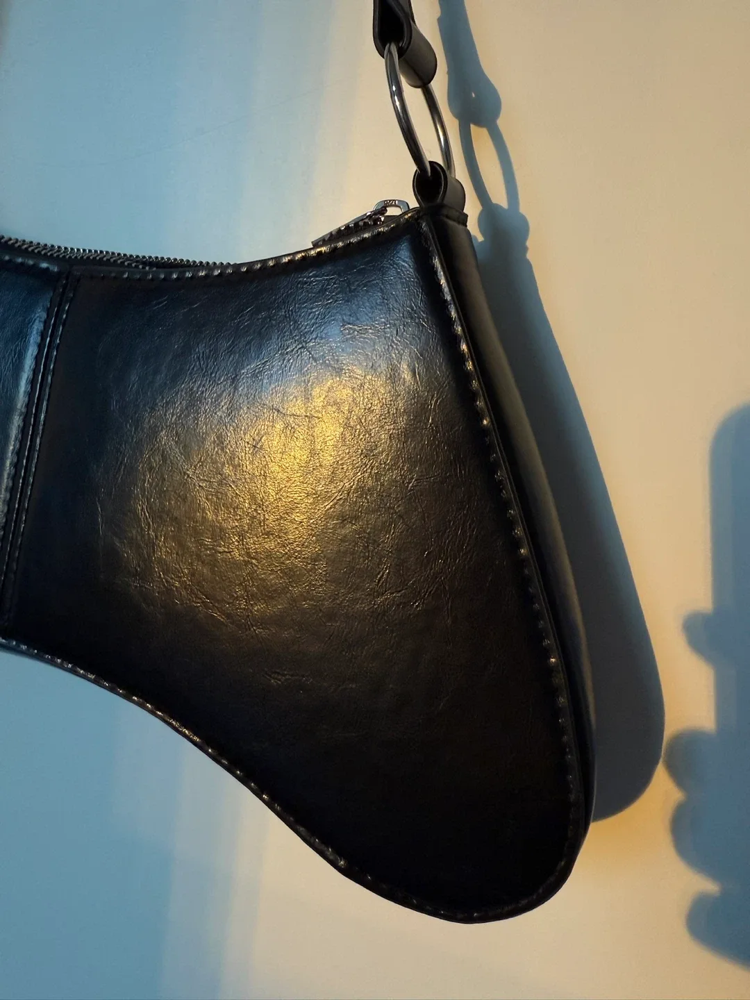 Black Shoulder Bag image indicator(2)