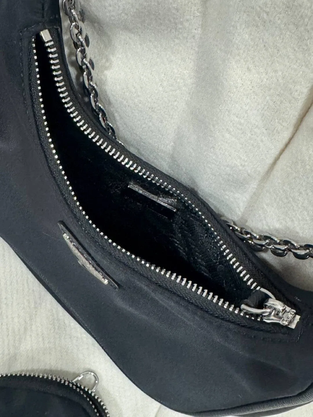 Prada Re-Edition 2005 Nylon Mini Bag Black image indicator(7)