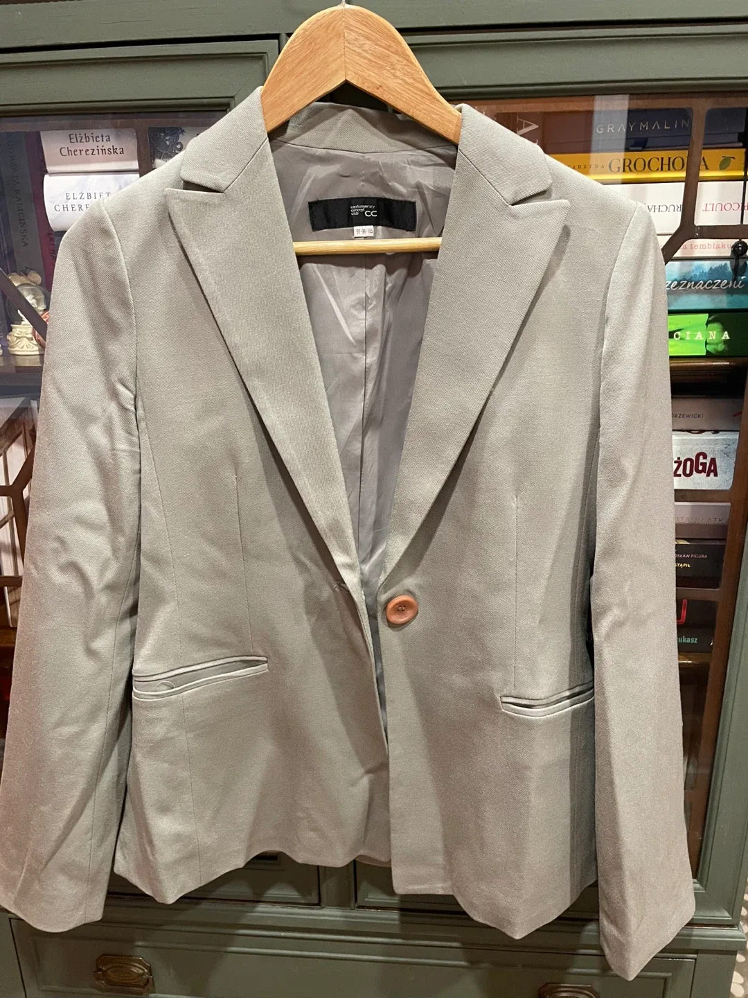 CC Club Women's Blazer - Size 91