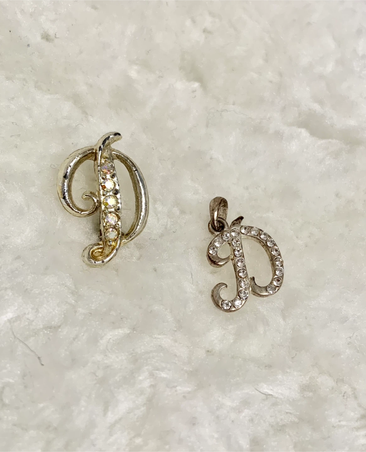 Vintage Initial 'D' Brooch and Pendant Set - photo 2