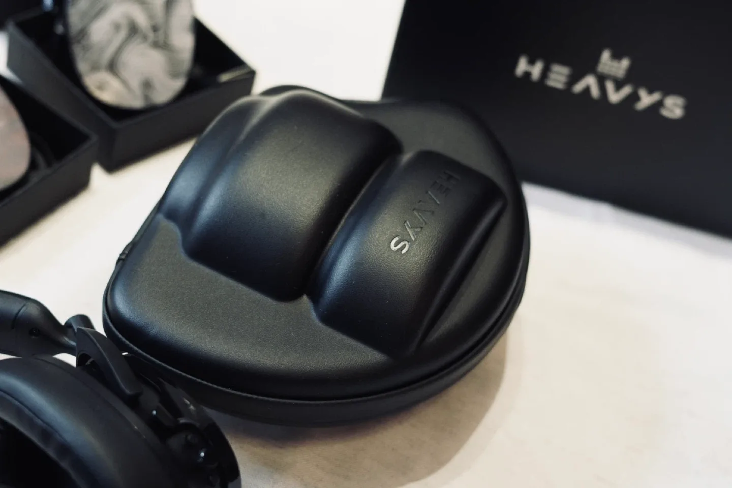 HEAVYS H1H metal headphone - specialized 4 drivers headphone. image indicator(6)