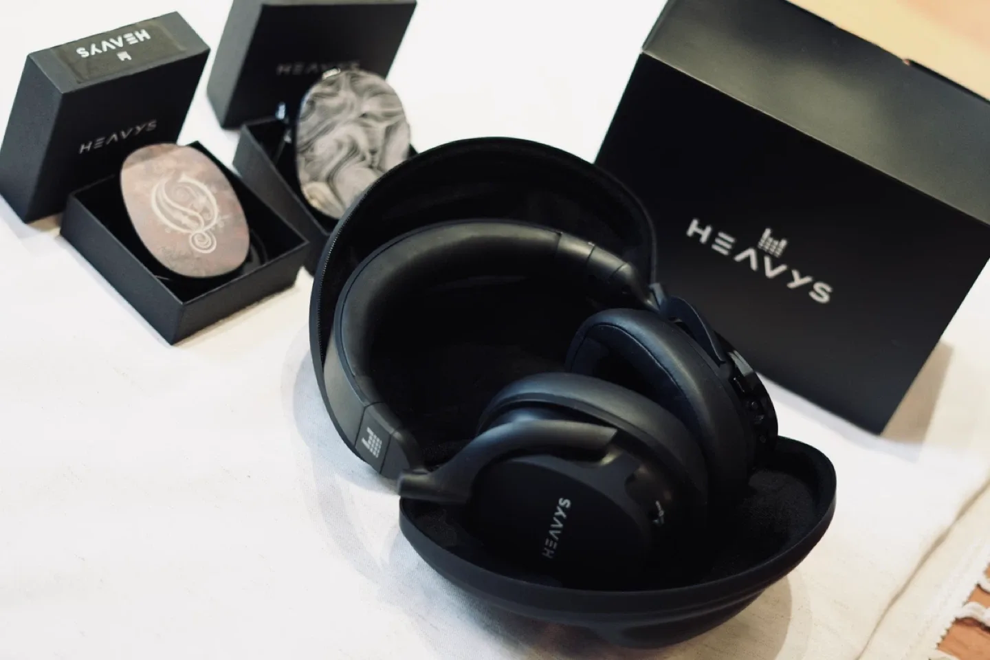 HEAVYS H1H metal headphone - specialized 4 drivers headphone. image indicator(5)