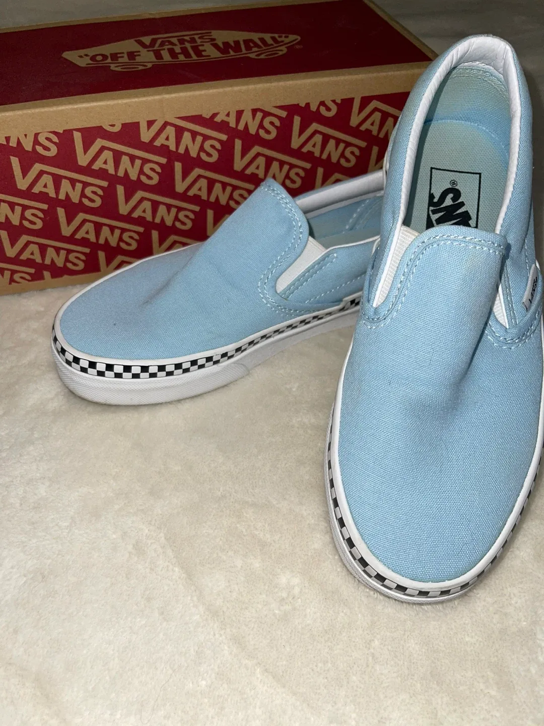 Vans Classic Slip-On Cool Blue, Size 5 (Women) image indicator(9)