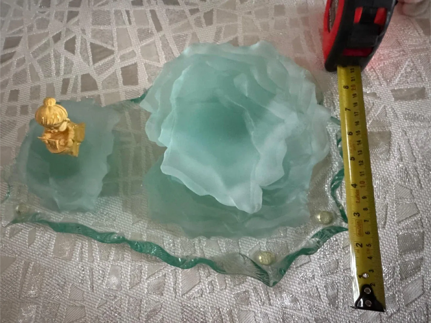 Glass Rose Sculpture with Gold Accent image indicator(2)