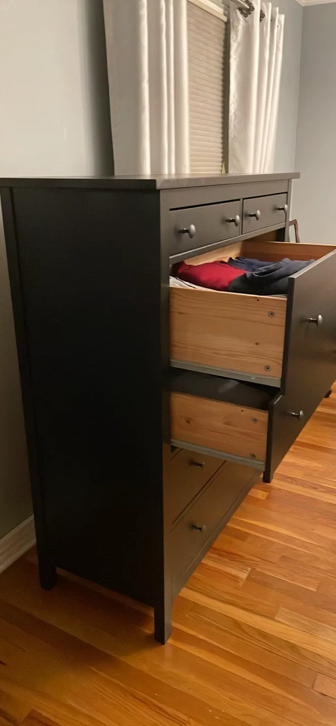 IKEA Hemnes Black-Brown 6-Drawer Dresser image indicator(4)