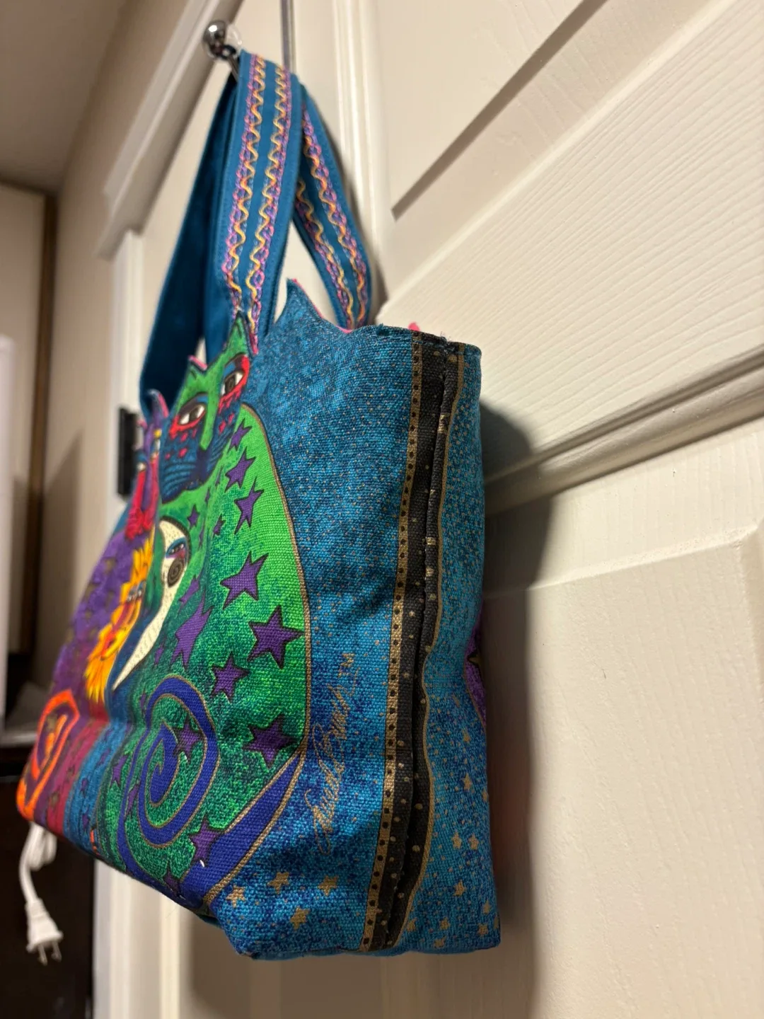 Laurel Burch Cats Tote Bag image indicator(8)