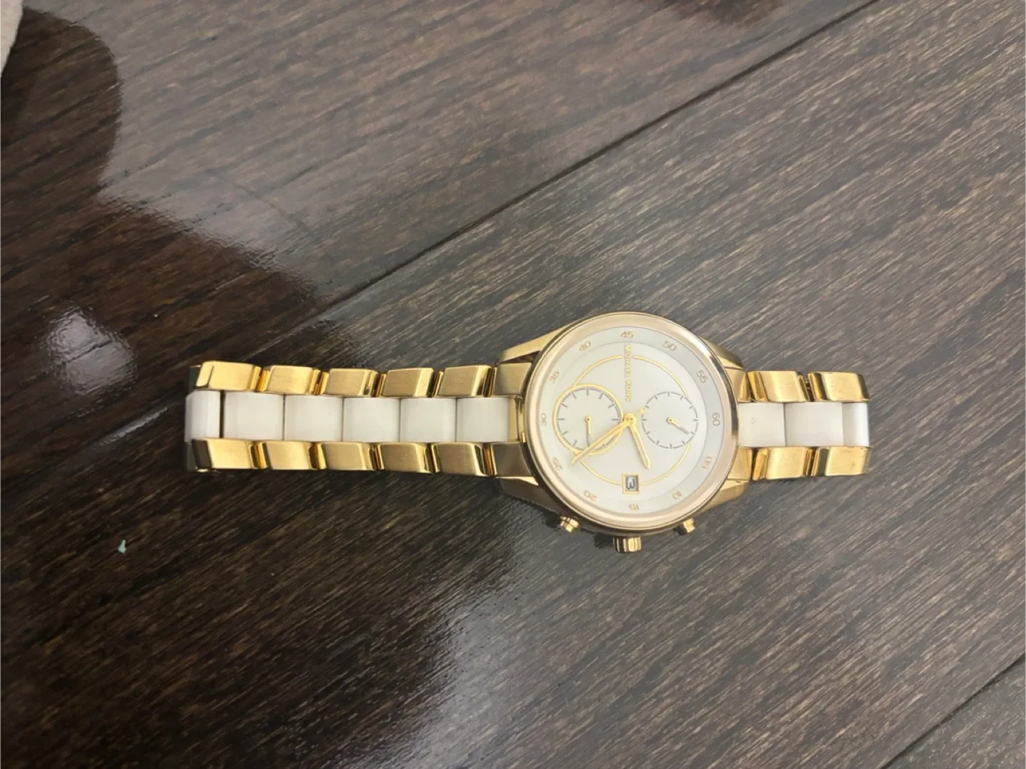 Michael Kors Gold & White Watch image indicator(3)