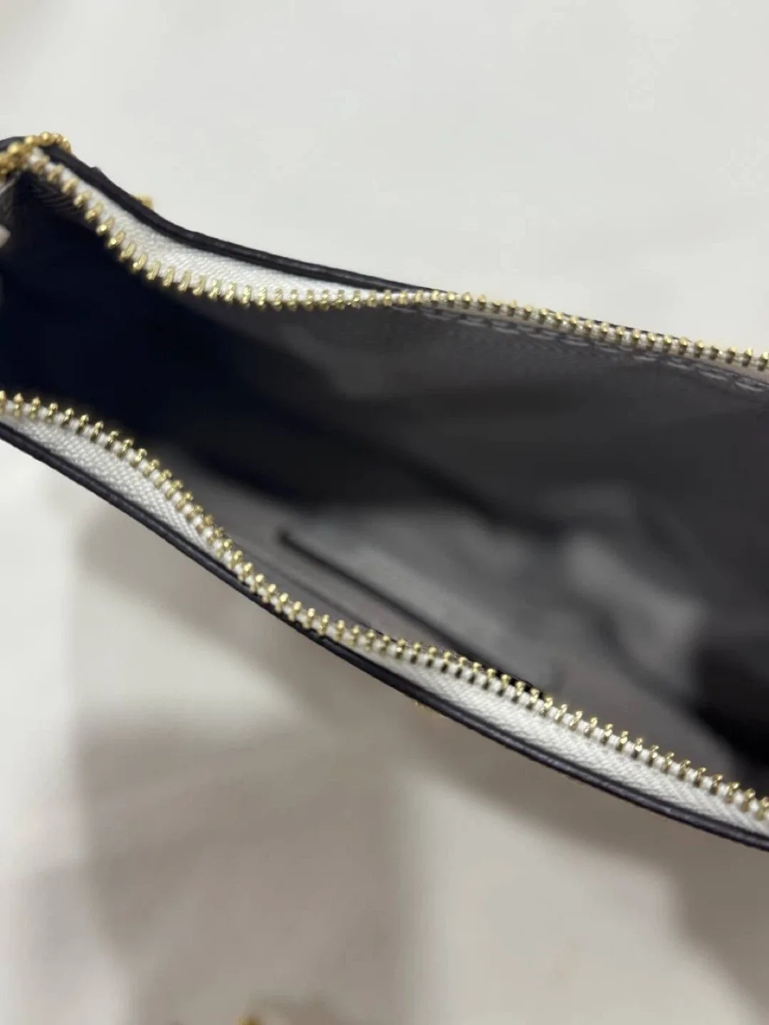 Small Demi Bag image indicator(5)