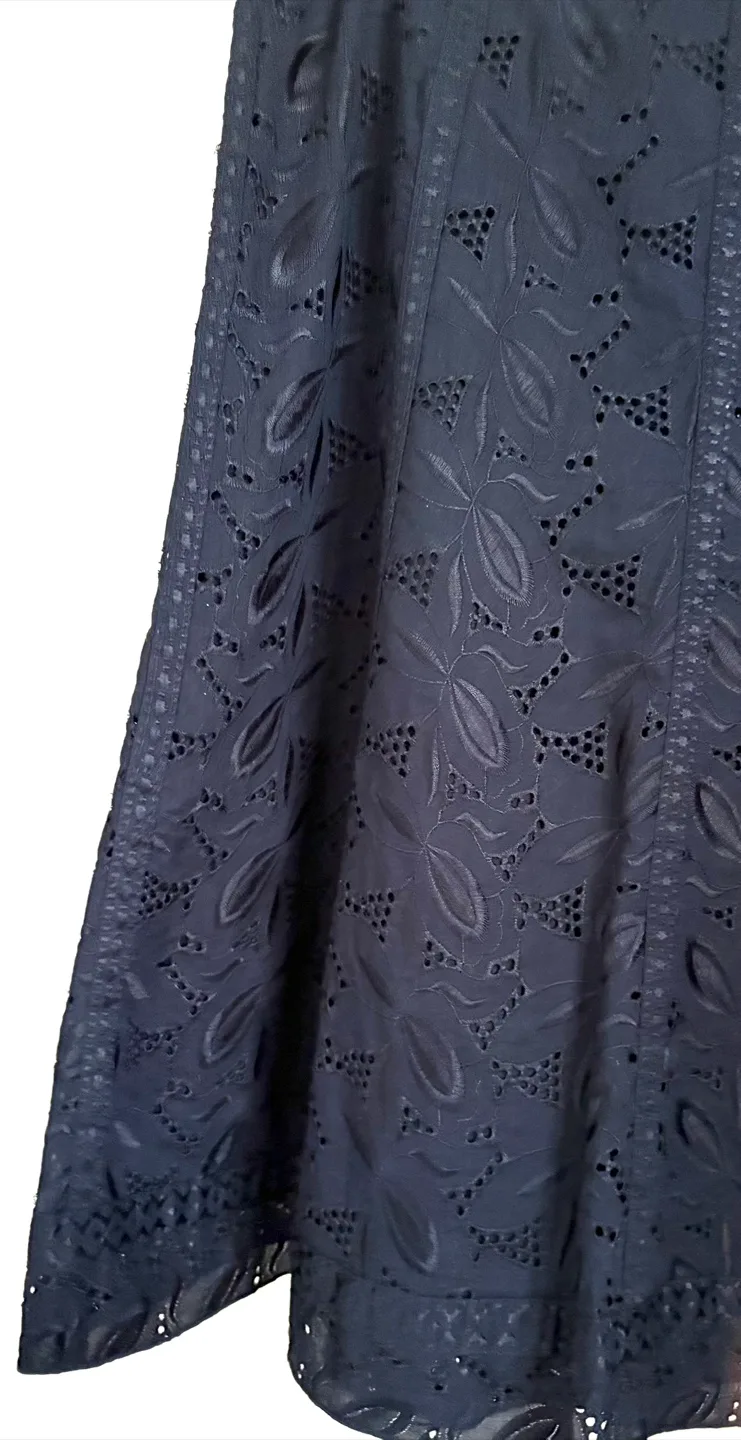 Nygard Collection Black Eyelet Skirt - Size 10 image indicator(4)