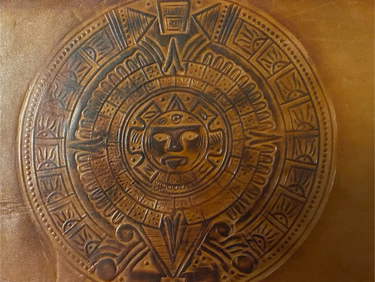 Vintage Leather Mexican Backgammon Set with Dice image indicator(5)