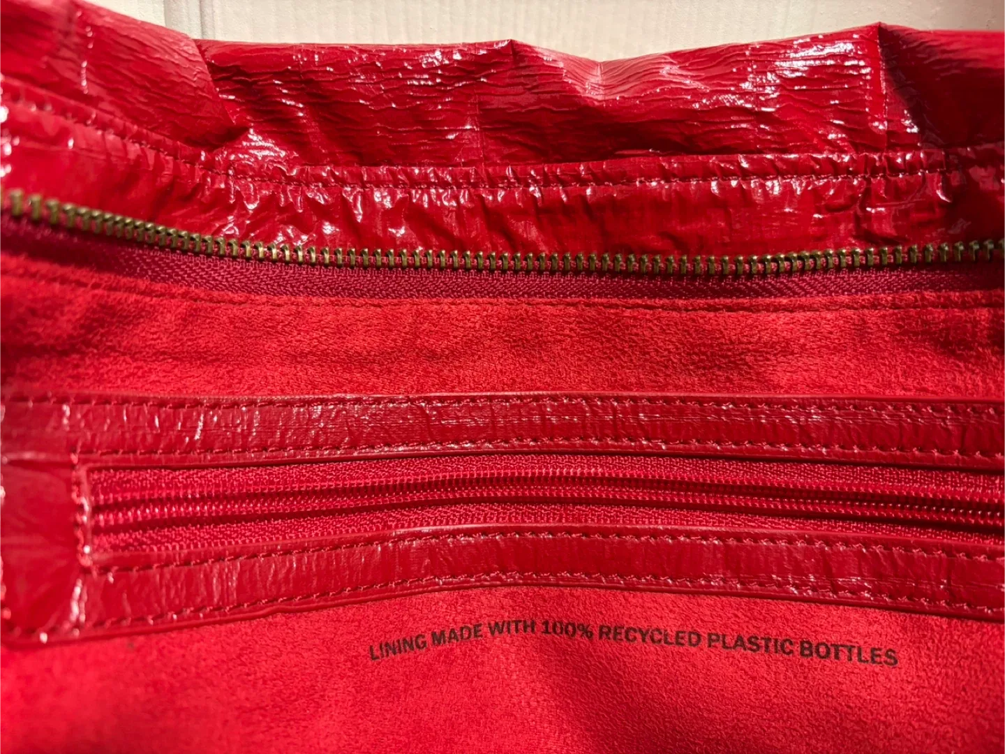 Matt & Nat Red Satchel Bag image indicator(7)