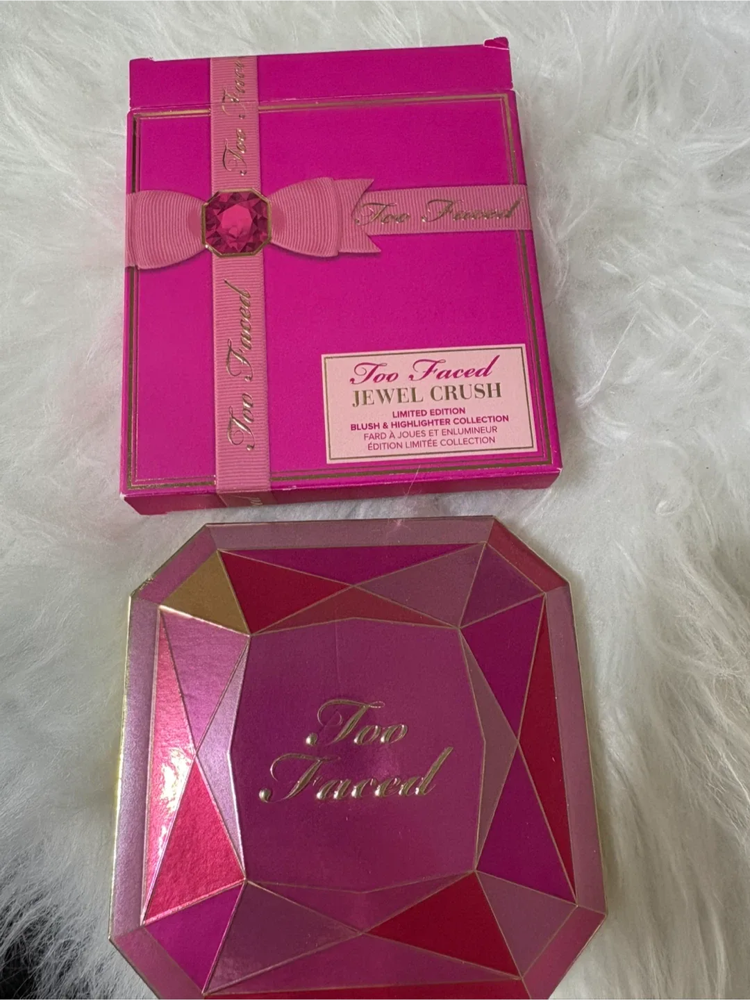 Too Faced Jewel Crush Blush & Highlighter Palette image indicator(2)