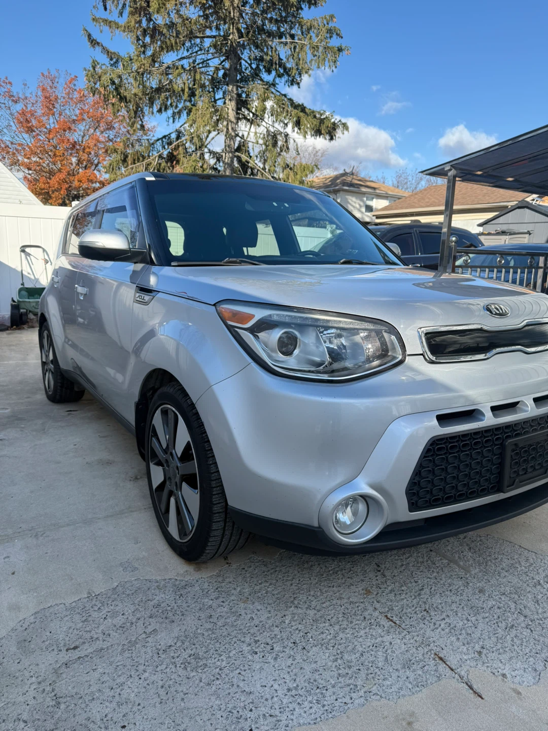 2015 Kia Soul ! Limited edition 98k miles - photo 2