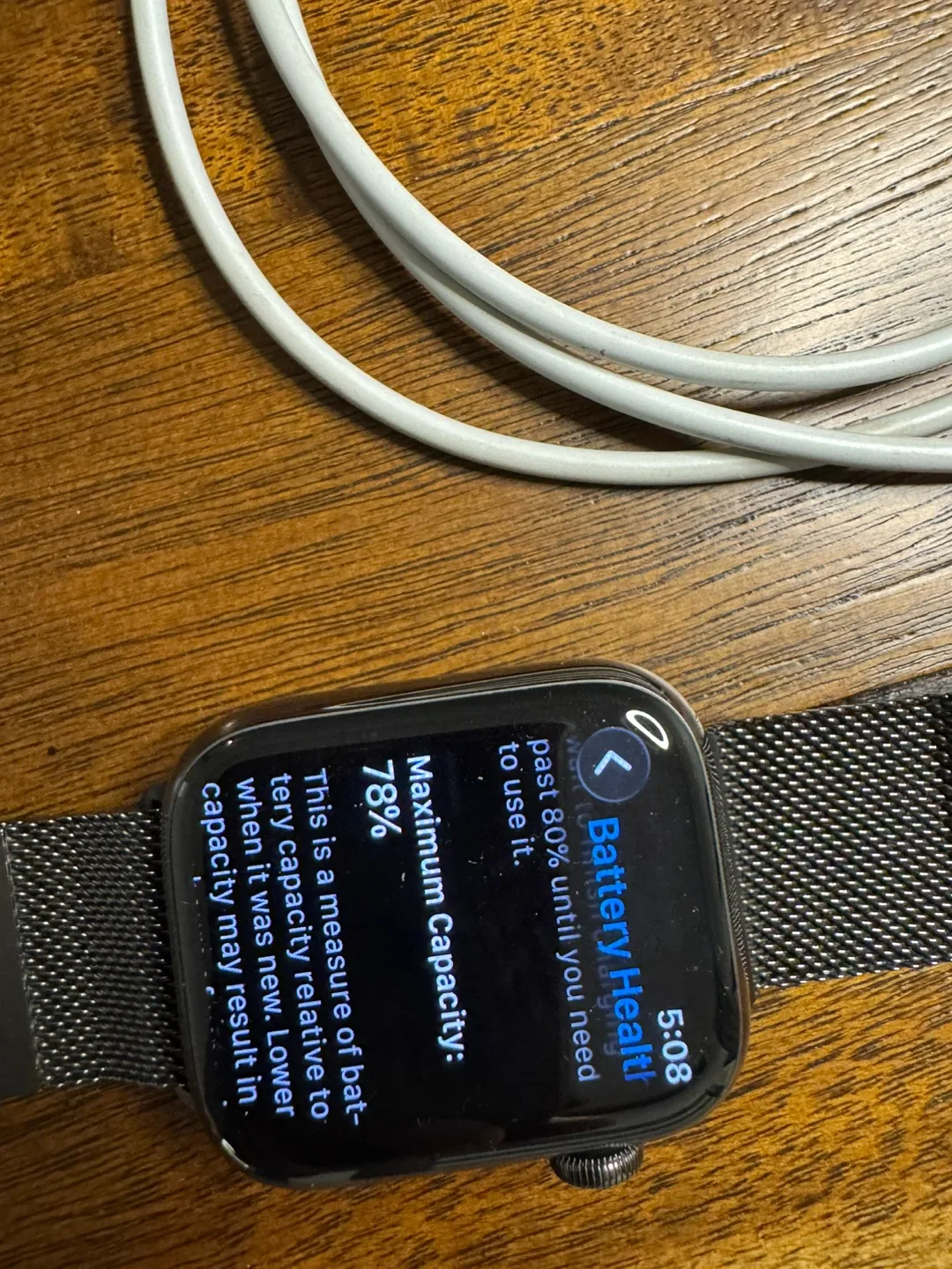 Apple Watch 7 stainless with Milanese Loop image indicator(5)