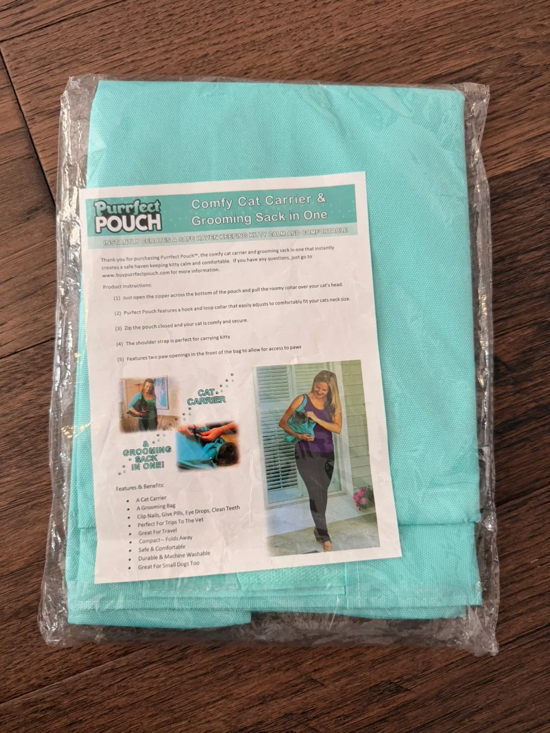 Brand New Purrfect Pouch Cat Carrier & Grooming Sack image indicator(2)